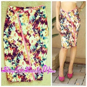 Zip me up floral midi skirt